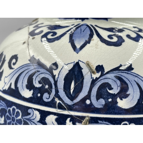 333 - A Villeroy & Boch Mettlach blue and white jar and cover, no. 5461 - approx. 40cm high