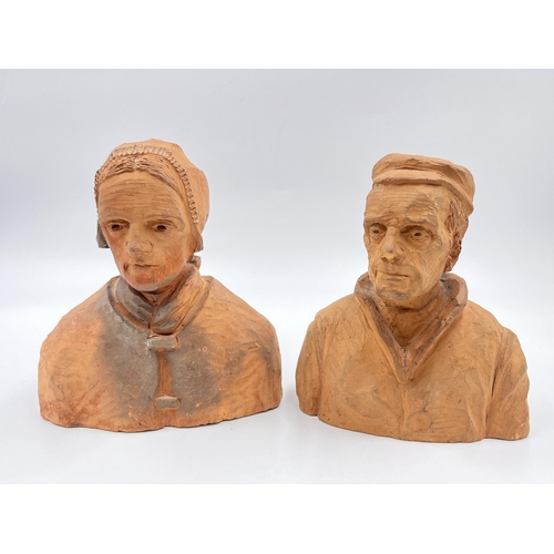 337 - Two Dutch Scheveningen terracotta busts, signed to reverse - approx. 15cm high