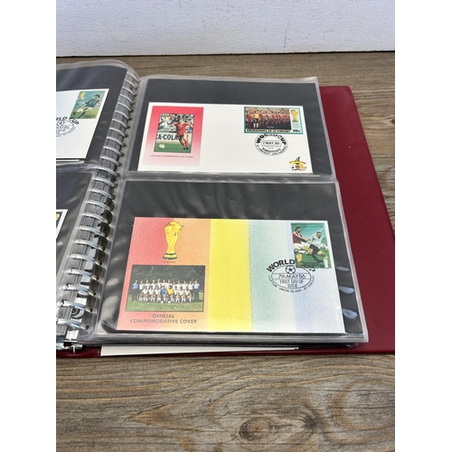 548 - A 1974 The World Cup Album containing Mexico 1986 World Cup Official commemorative First Day Covers