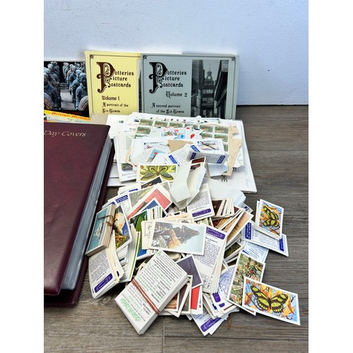 544 - A collection of vintage Brooke Bond picture cards, together with First Day Covers and postcards