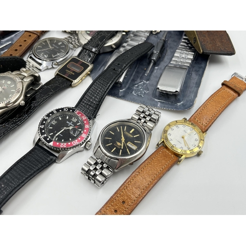 2230 - A collection of wristwatches, tools and accessories to include Citizen 7 automatic, Sekonda, bracele... 