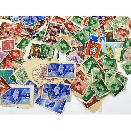 2358 - A collection of worldwide stamps