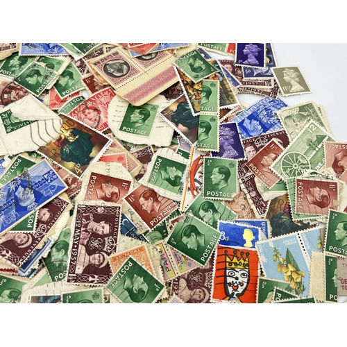 2358 - A collection of worldwide stamps