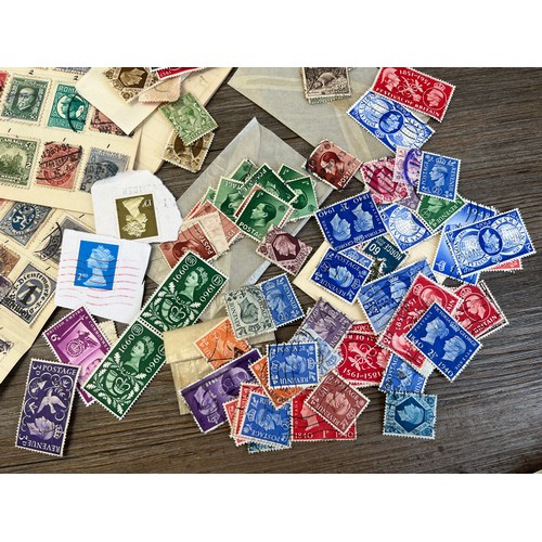 2359 - A collection of worldwide stamps