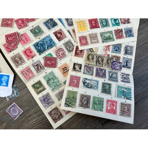 2359 - A collection of worldwide stamps