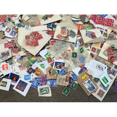 2359 - A collection of worldwide stamps