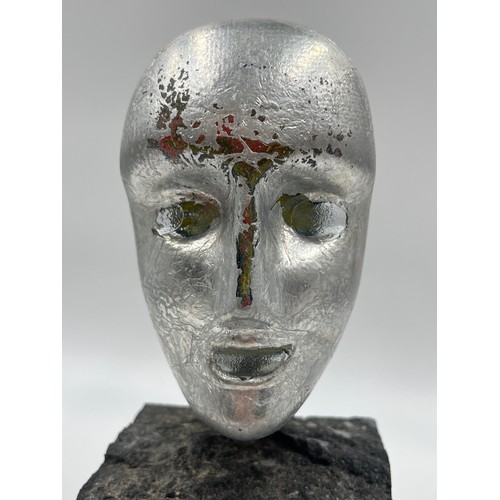 338B - A Kosta Boda Janus limited edition of 500 glass head sculpture on granite stand by Bertil Vallien - ... 