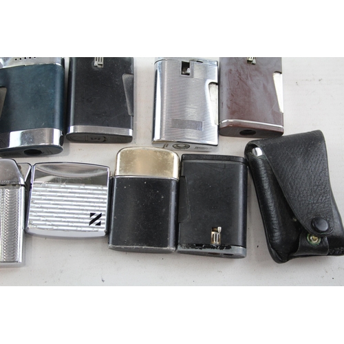 667 - Twelve vintage cigarette lighters to include Ronson, Colibri, Consul etc.