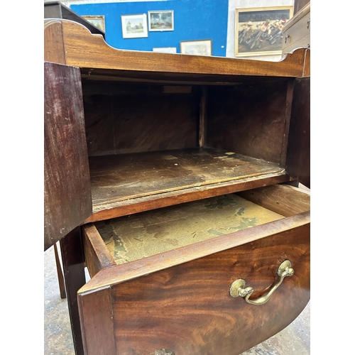 41 - A George III mahogany night stand - approx. 75cm high x 58cm wide x 46cm deep