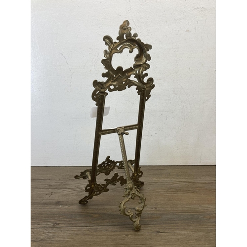 418 - A Rococo style gilt metal easel - approx. 40cm high