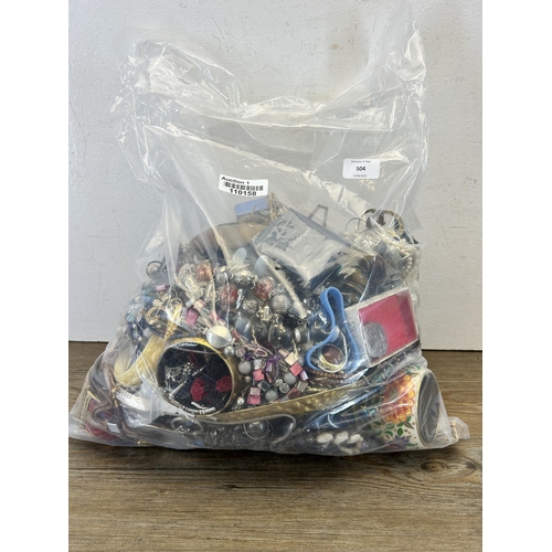 504 - Approx. 10kg of assorted costume jewellery