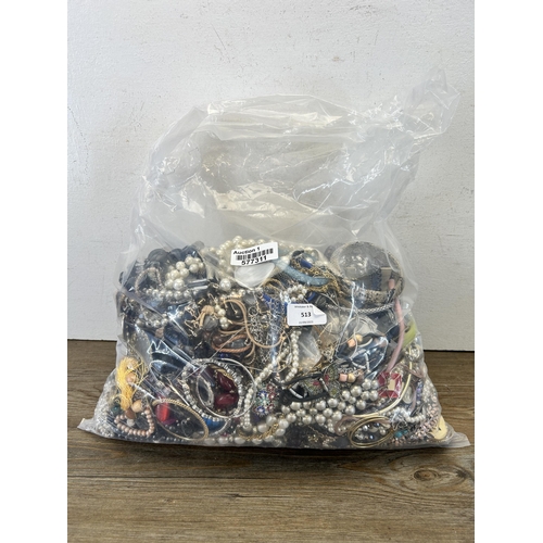 513 - Approx. 10kg of assorted costume jewellery