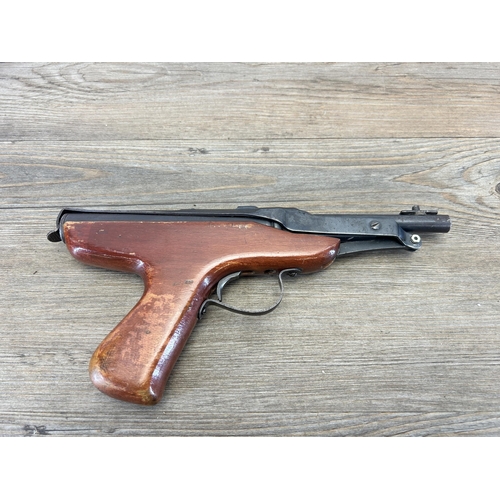 590A - A vintage Milbro MK IV air pistol