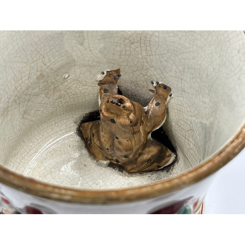 303 - A 19th century Staffordshire Pottery Surprise Frog mug - approx. 14cm high x 14cm diameter