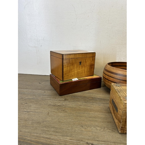 656 - A collection of treenware to include inlaid teak circular footed bowl, early 20th century satinwood ... 