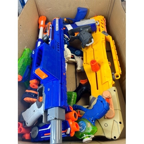 499A - A collection of various Nerf guns