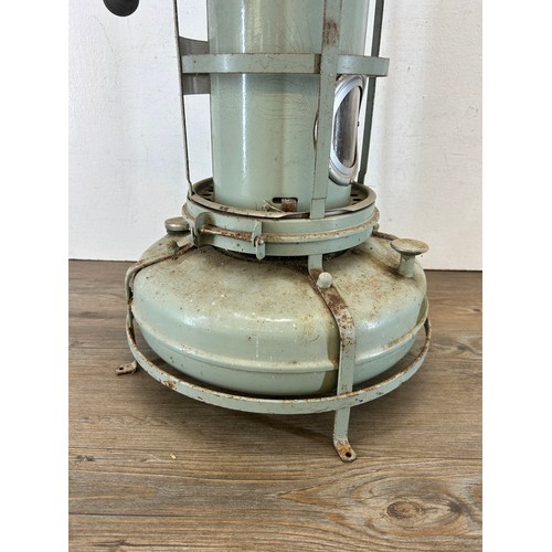315 - A mid 20th century Aladdin blue flame paraffin lamp/heater