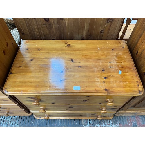 91 - A pine chest of drawers - approx. 64cm high x 80cm wide x 45cm deep