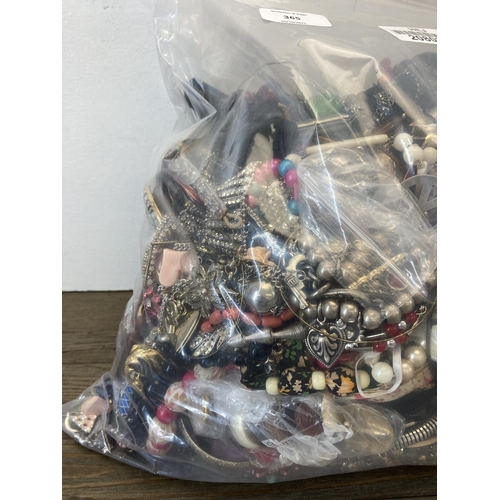 365 - Approx. 10kg of assorted costume jewellery