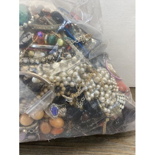 397 - Approx. 10kg of assorted costume jewellery