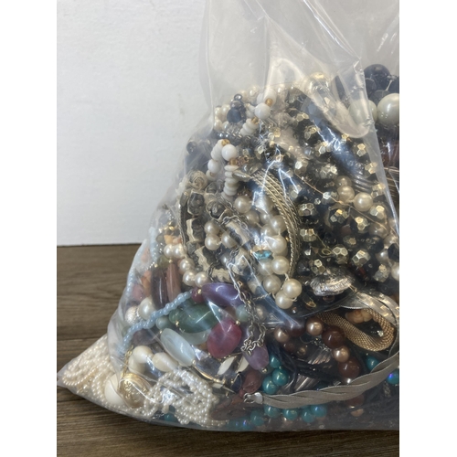 406 - Approx. 10kg of assorted costume jewellery