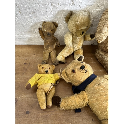 360 - Five mid 20th century teddy bears