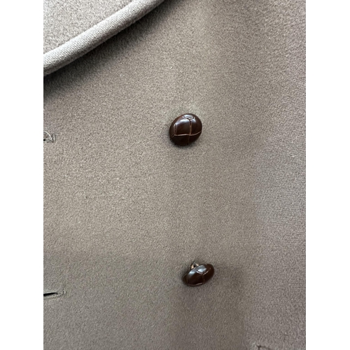 516 - A Hepworths pure new wool American officer's overcoat with brown leather buttons