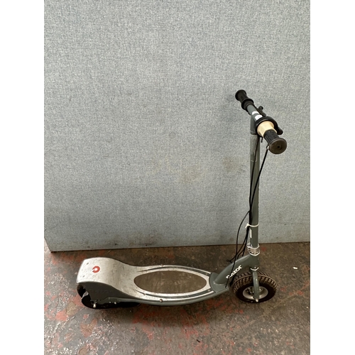 810 - A Razor electric scooter