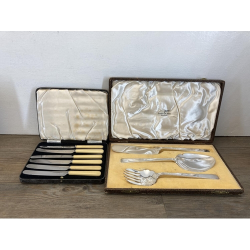 334 - Five vintage cased cutlery sets to include Walker & Hall etc.