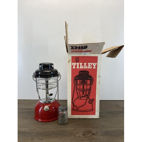 353 - A boxed mid 20th century Tilley Stormlight