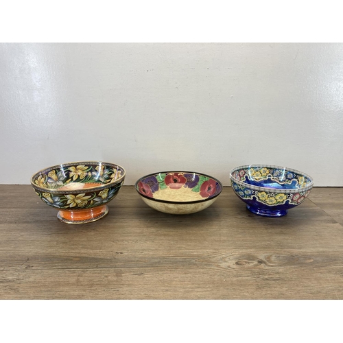 299 - Three ceramic circular bowls, New Hall Boumier Ware, Regal Ware Poppy and Maling