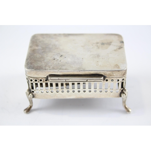 2301 - A C. E. Williams hallmarked Birmingham sterling silver trinket box, dated 1910 - approx. 6.7cm x 4.5... 