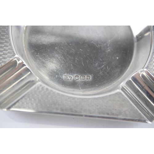 2329 - A 1961 Viners Ltd. hallmarked Sheffield silver ashtray - approx. gross weight 79g and 9.1cm square