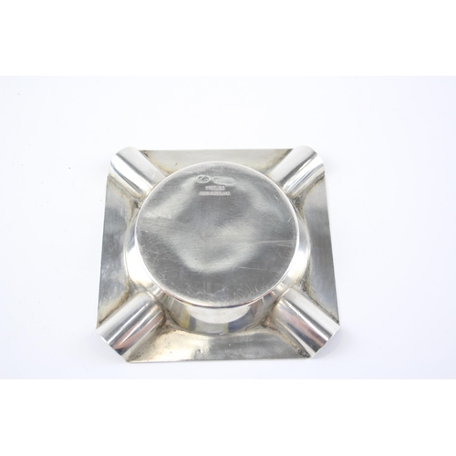 2329 - A 1961 Viners Ltd. hallmarked Sheffield silver ashtray - approx. gross weight 79g and 9.1cm square