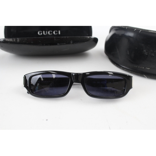 2342 - A collection of vintage Gucci sunglasses