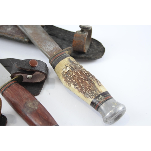 2355 - Five vintage hunting knives