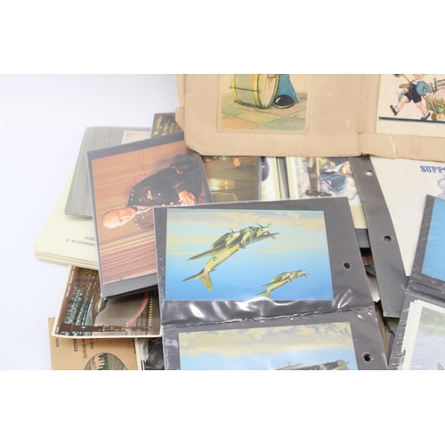 521 - A collection of postcards