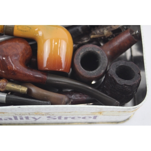 525 - A collection of vintage smoking pipes to include Darvill Real Briar, Falcon etc.