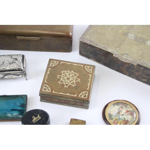 533 - A collection of antique and later boxes to include vesta cases, jewellery box, stamp holders etc.