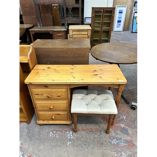 55 - A pine dressing table and stool - approx. 69cm high x 100cm wide x 39cm deep