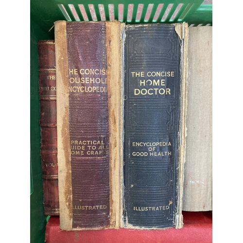 487 - A collection of antique and later books to include The Welcome Vol 14, The Concise Home Doctor, Girl... 