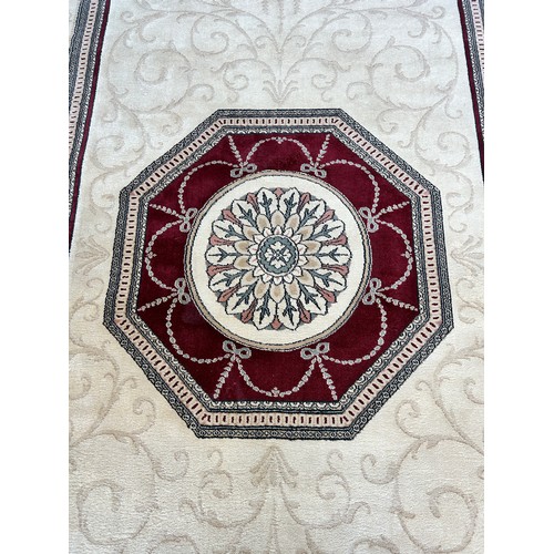 161A - A Mastercraft Rugs Ltd Royal Palace rug - approx. 200cm x 290cm