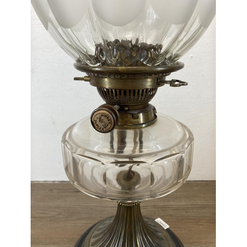 546 - A Victorian S. Hinks No.2 Duplex brass and clear glass oil lamp