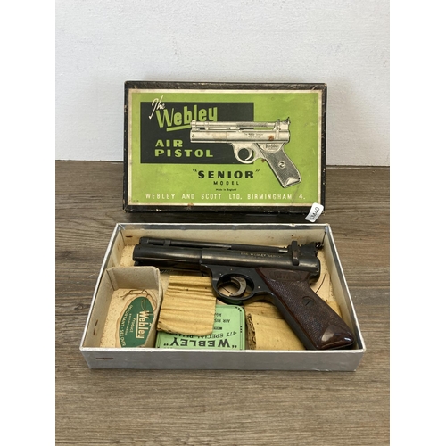 590 - A vintage boxed Webley & Scott Senior Model air pistol