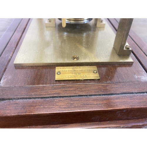 595 - An early 20th century F Darton & Co Ltd. mahogany cased barograph - approx. 22cm high x 38cm wide x ... 