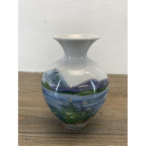 252 - A Highland Stoneware Scotland vase - approx. 14cm high