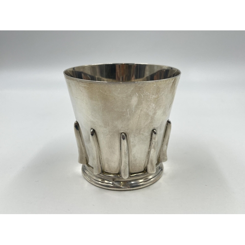 2228 - An S. Blanckensee & Son Ltd. hallmarked Birmingham silver reproduction medieval beaker, dated 1922 -... 