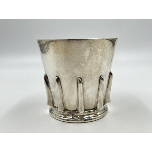 2228 - An S. Blanckensee & Son Ltd. hallmarked Birmingham silver reproduction medieval beaker, dated 1922 -... 