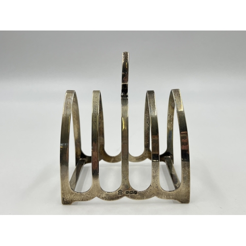 2233 - A James Deakin & Sons hallmarked Sheffield silver toast rack, dated 1932 - approx. gross weight 60g