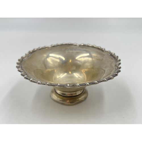 2269 - A 1921 Mappin & Webb hallmarked Sheffield silver bon bon dish - approx. gross weight 64g